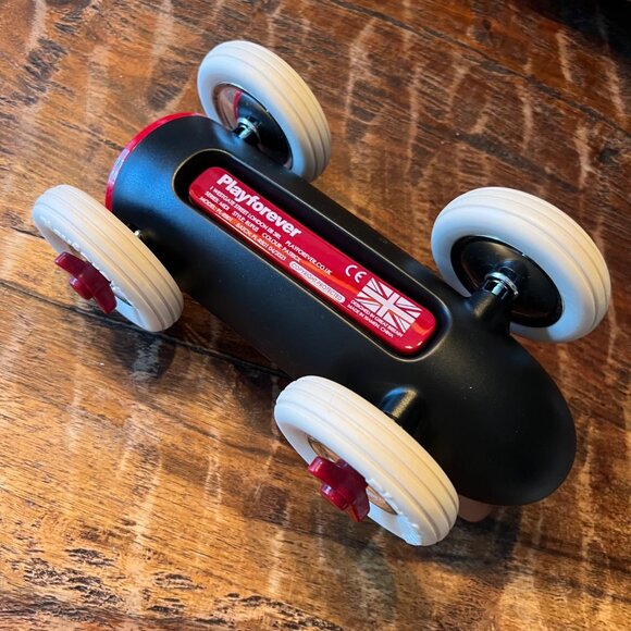 Playforever Rufus Patrick Toy Car Red Dog Racer Vintage Style - Picture 2 of 10